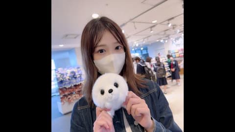 初撮影！！害羞的现役保育士・・・在车里吞吐肉棒吞精！！之后2回无套中出！！ FC2-PPV-3650993
